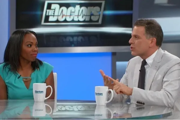 The-Doctors-TV-Show-Dr-Goodman-Tyrica-in-Studio